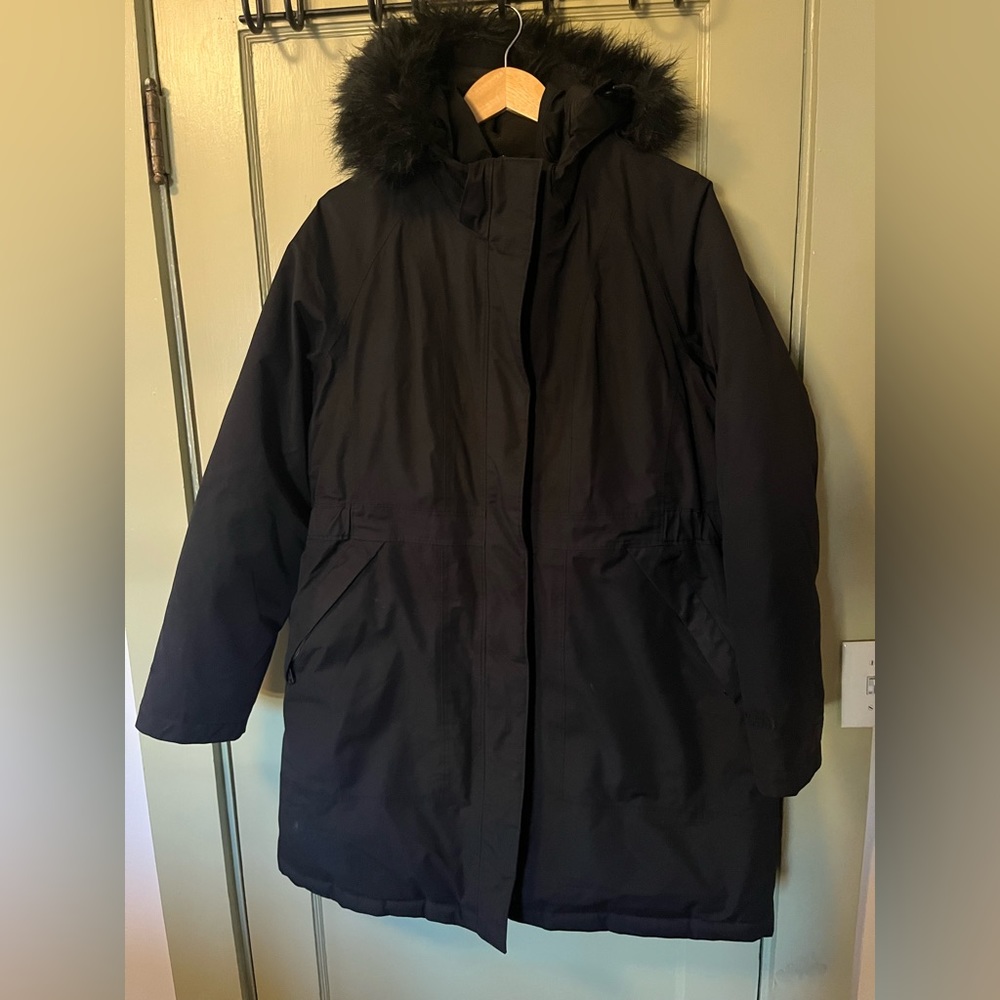 The North Face Women’s XL Parka